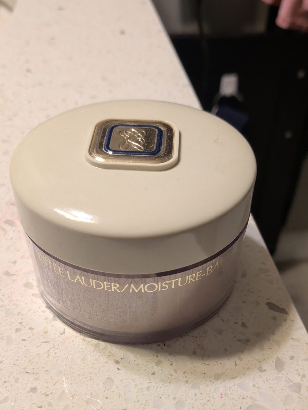 Estee Lauder Moisture-Balanced Translucent Face Powder 60g/ Pinklit Beige 05
